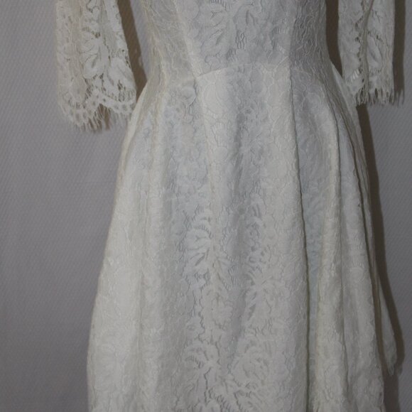SALE Lulus Lace Mini Dress WHITE 1/2 Sleeve Scalloped Hem SMALL S EUC SKATER - Picture 4 of 13